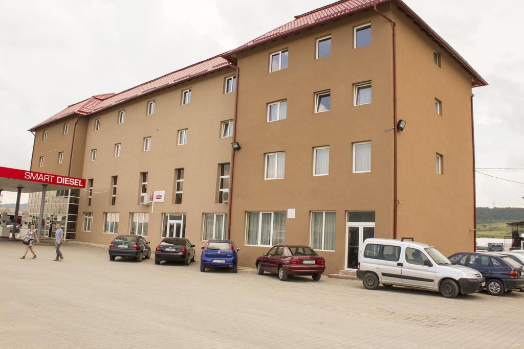 Pensiunea Vidcom Floreşti Exteriör bild